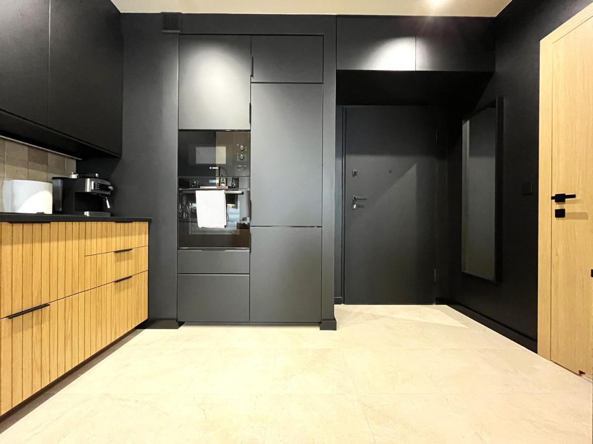 Wyszynskiego Apartment - Self Check-In 20H - Parking &Lift Wrocław Exterior foto